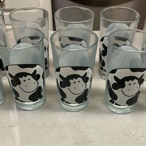 FIRNA BLACK AND WHITE ROTUND COW GLASS TUMBLERS LOT OF 10